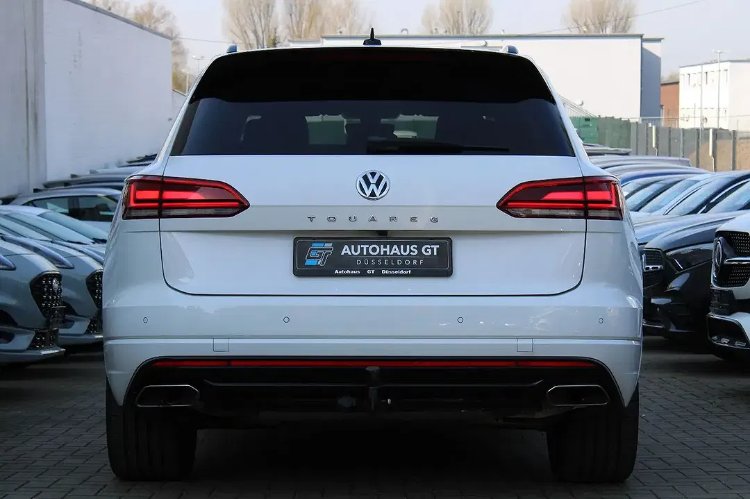 Volkswagen Touareg - Thumbnail 9