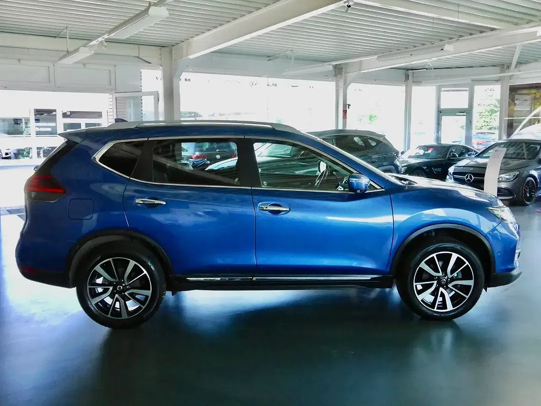 Nissan X-Trail - Thumbnail 3