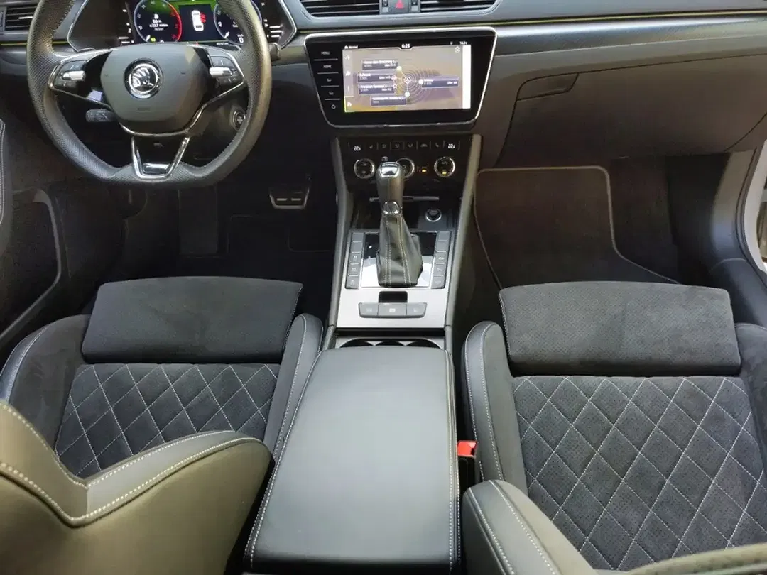 Skoda Superb - Thumbnail 14