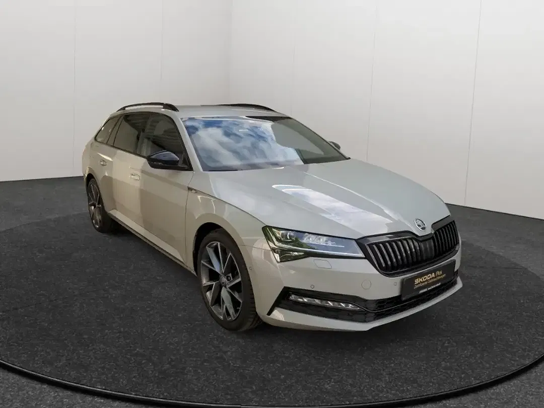 Skoda Superb - Thumbnail 3