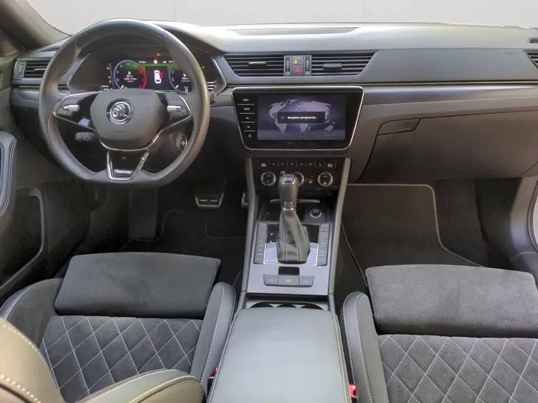 Skoda Superb - Thumbnail 9