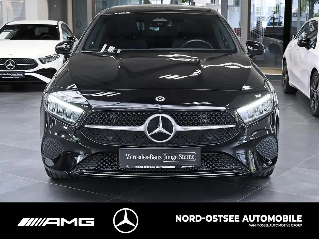 Mercedes-Benz A 180 - Thumbnail 2