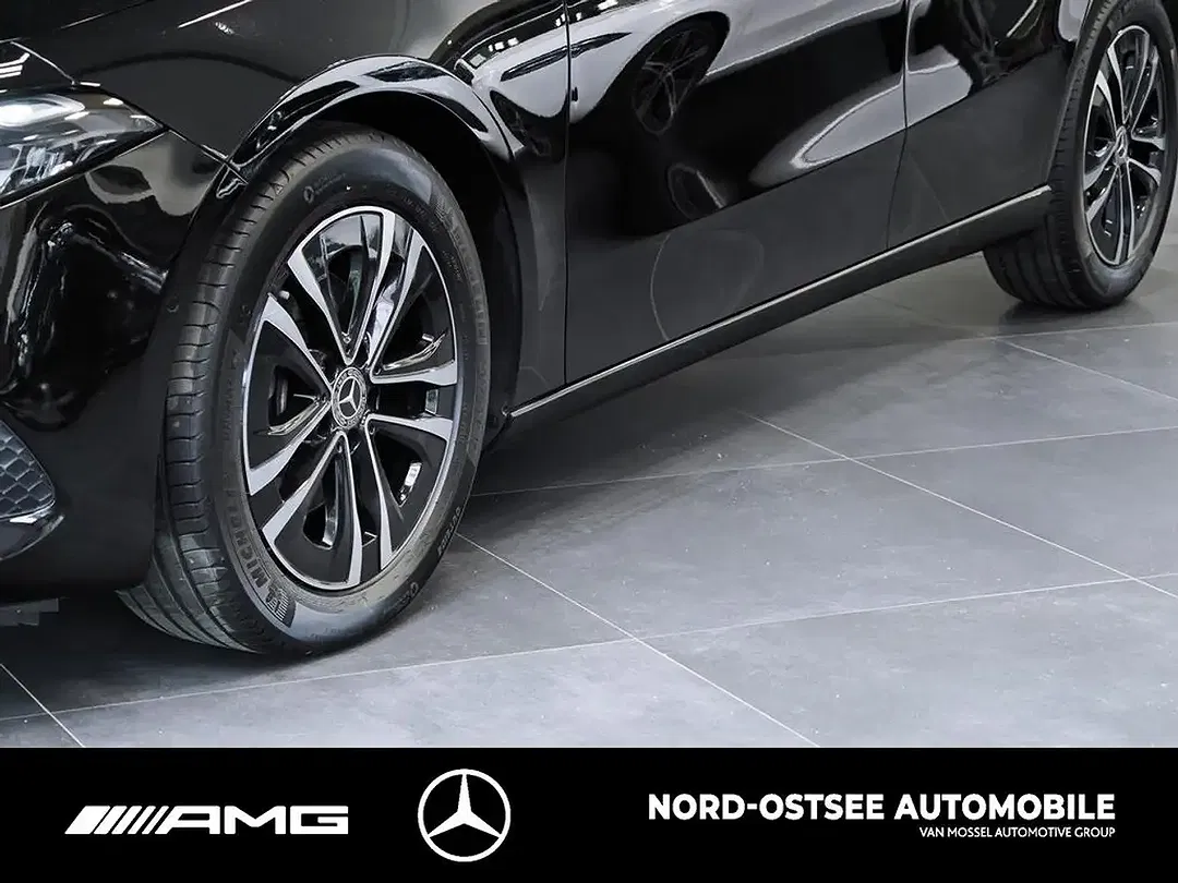 Mercedes-Benz A 180 - Thumbnail 5
