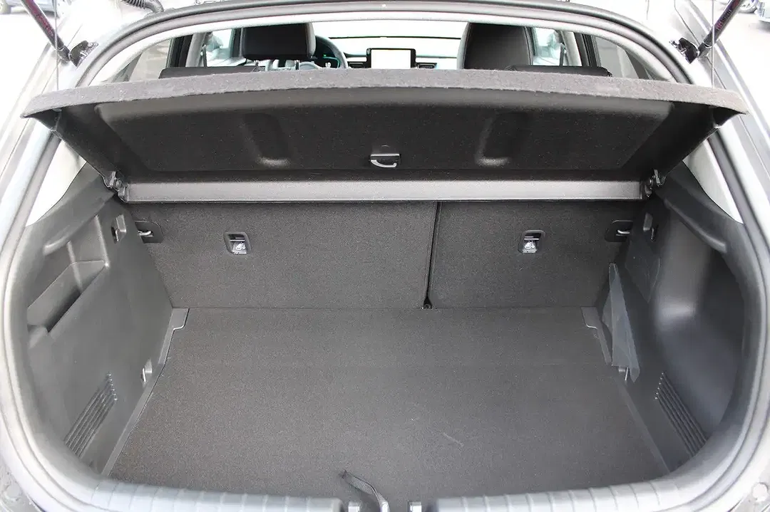 Kia Stonic - Thumbnail 11