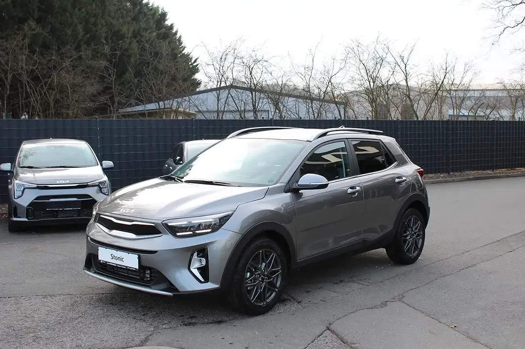 Kia Stonic - Thumbnail 3