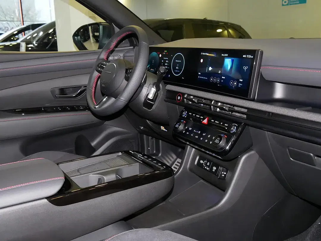 Hyundai TUCSON - Thumbnail 3