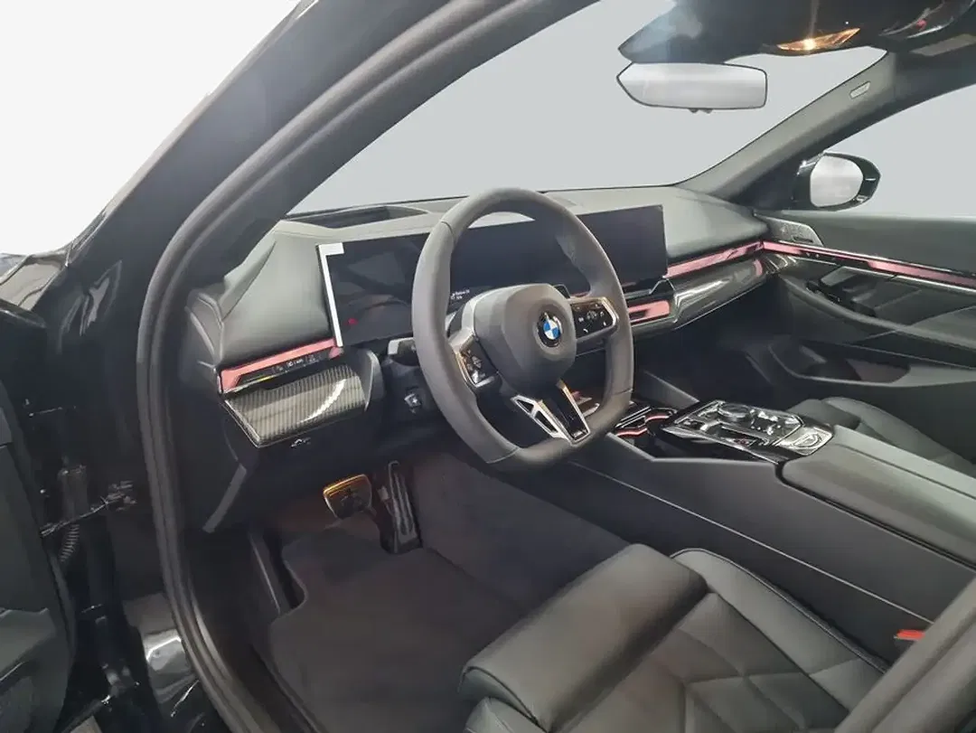 BMW 520 - Thumbnail 10