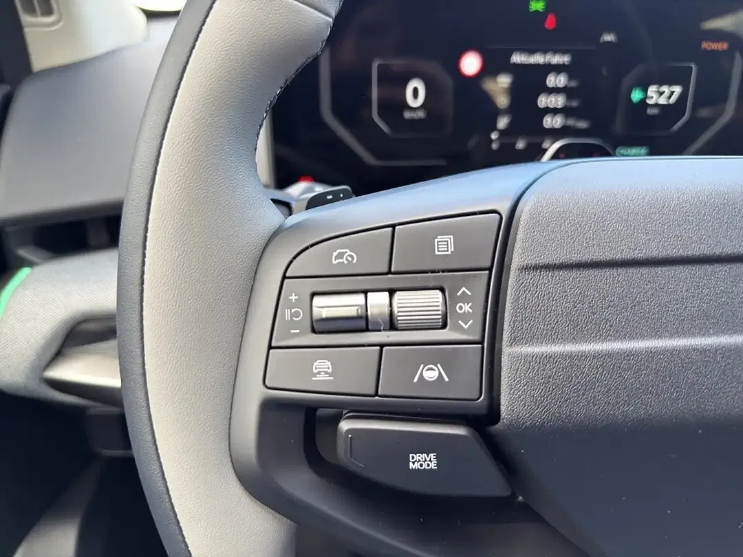 Kia EV4 - Thumbnail 11