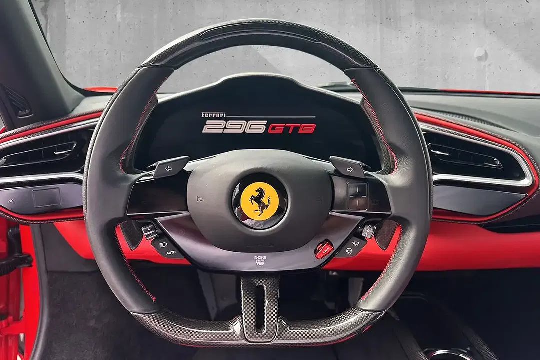 Ferrari 296 GTB - Thumbnail 15