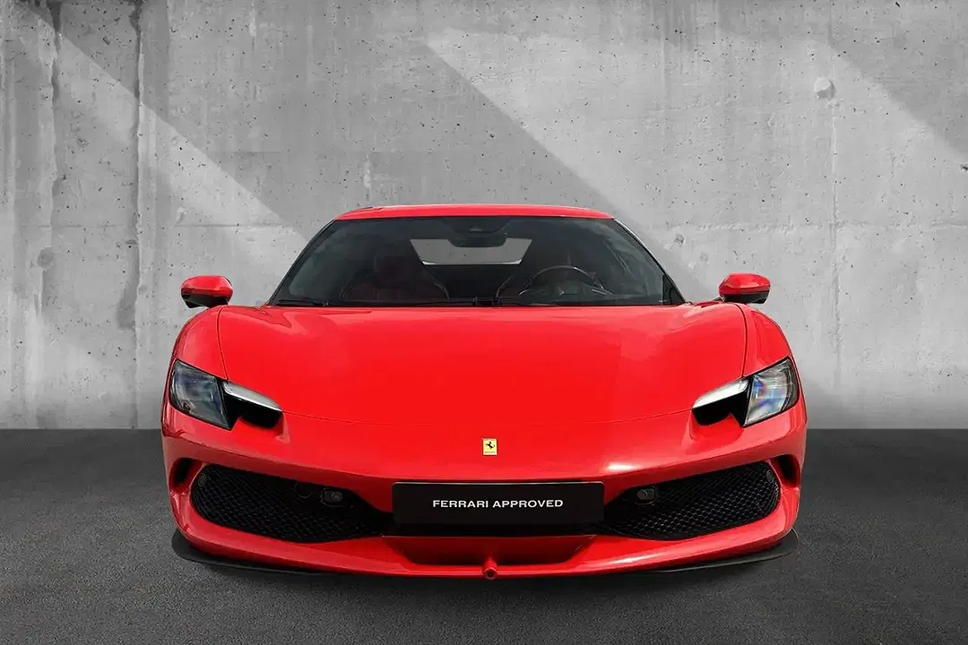 Ferrari 296 GTB - Thumbnail 8