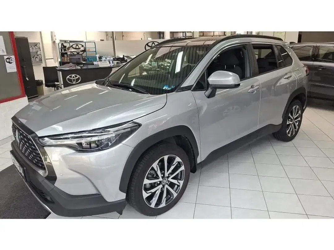 Toyota Corolla Cross - Thumbnail 5