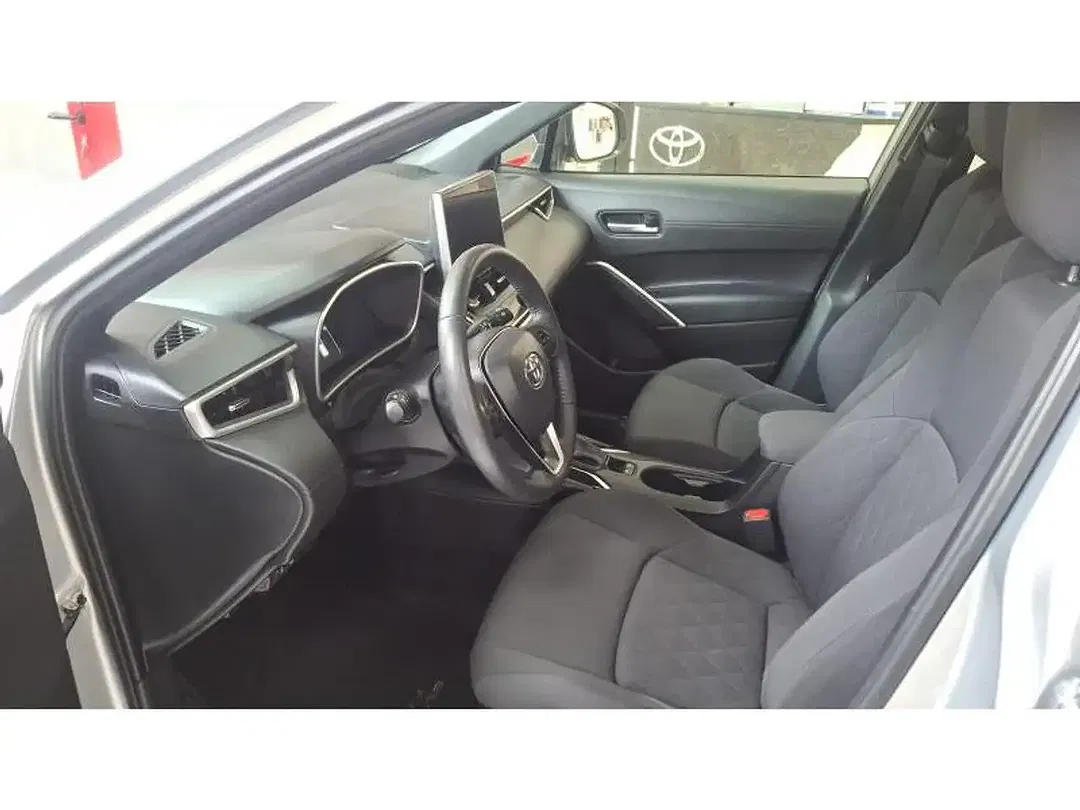 Toyota Corolla Cross - Thumbnail 6