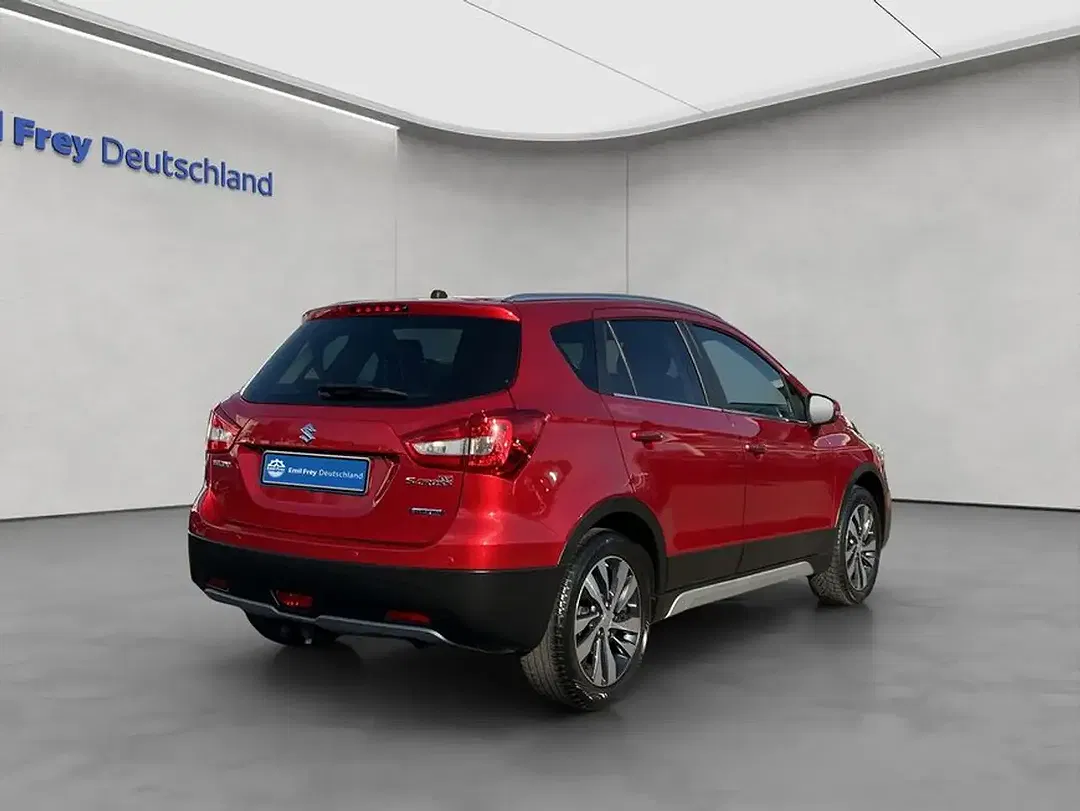 Suzuki S-Cross - Thumbnail 6