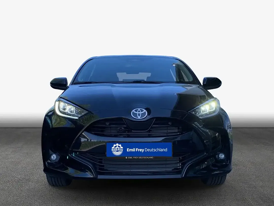 Toyota Yaris - Thumbnail 3