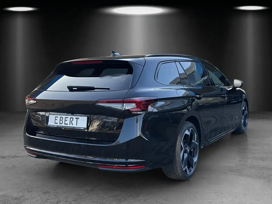 Skoda Superb - Thumbnail 5