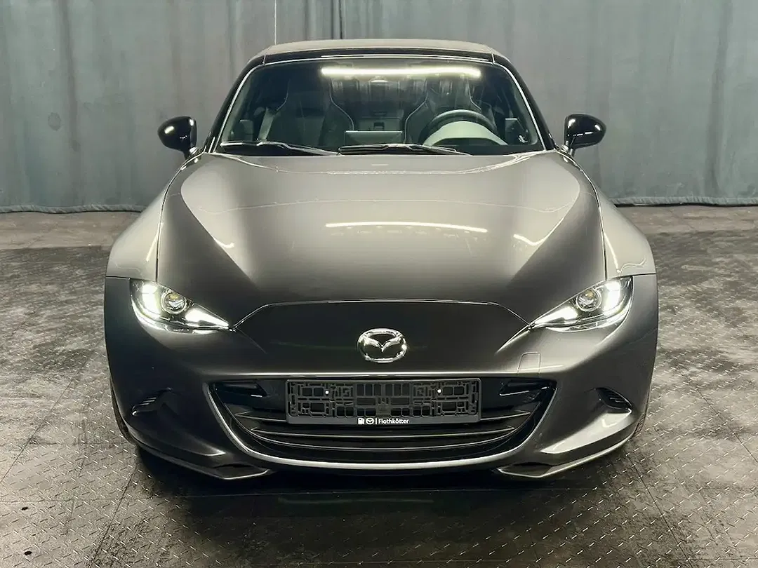 Mazda MX-5 - Thumbnail 2