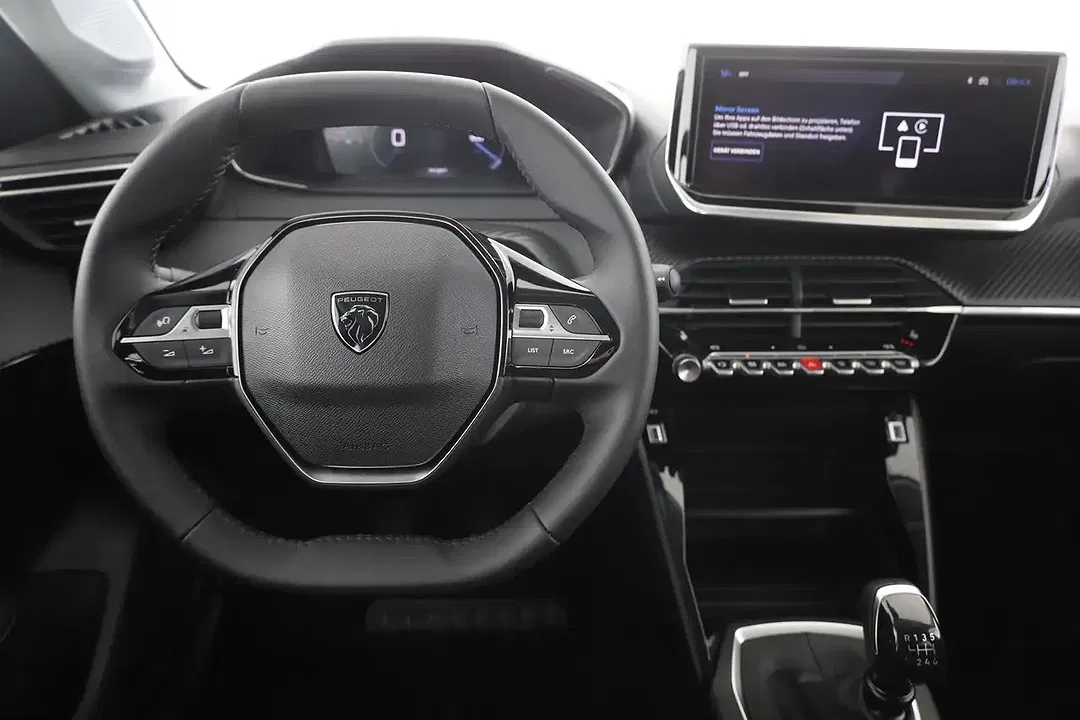 Peugeot 208 - Thumbnail 9