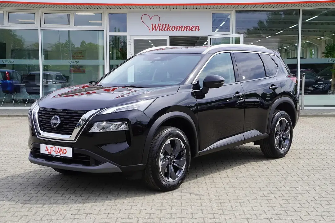 Nissan X-Trail - Thumbnail 1