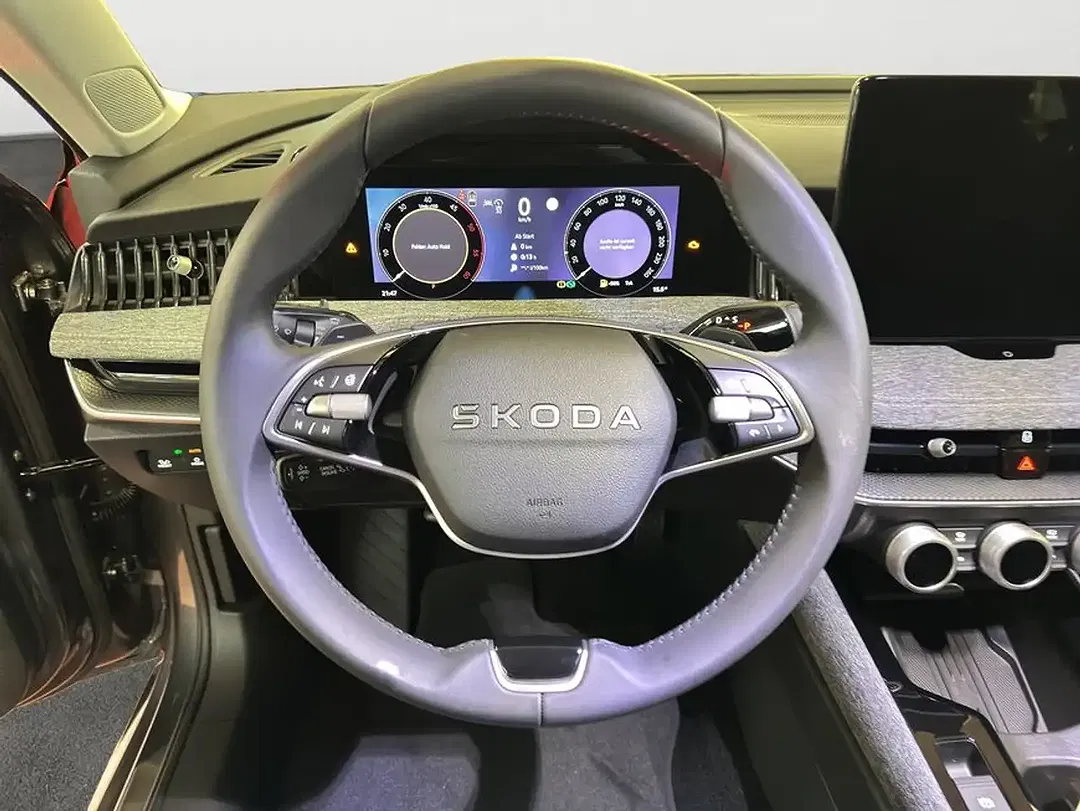 Skoda Superb - Thumbnail 11