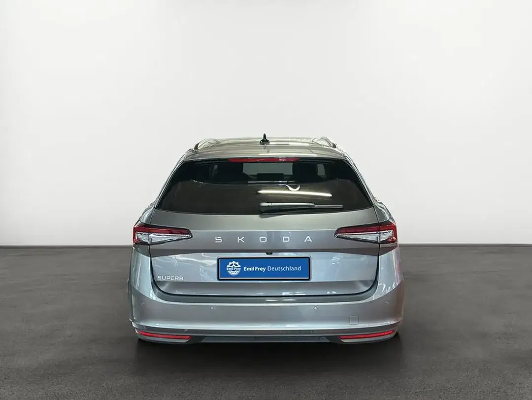 Skoda Superb - Thumbnail 4