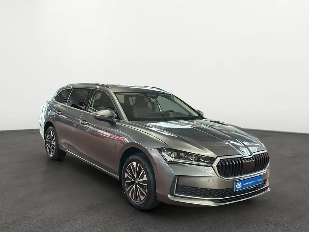 Skoda Superb - Thumbnail 8