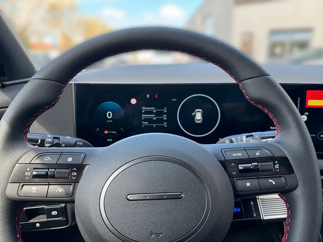 Hyundai TUCSON - Thumbnail 8