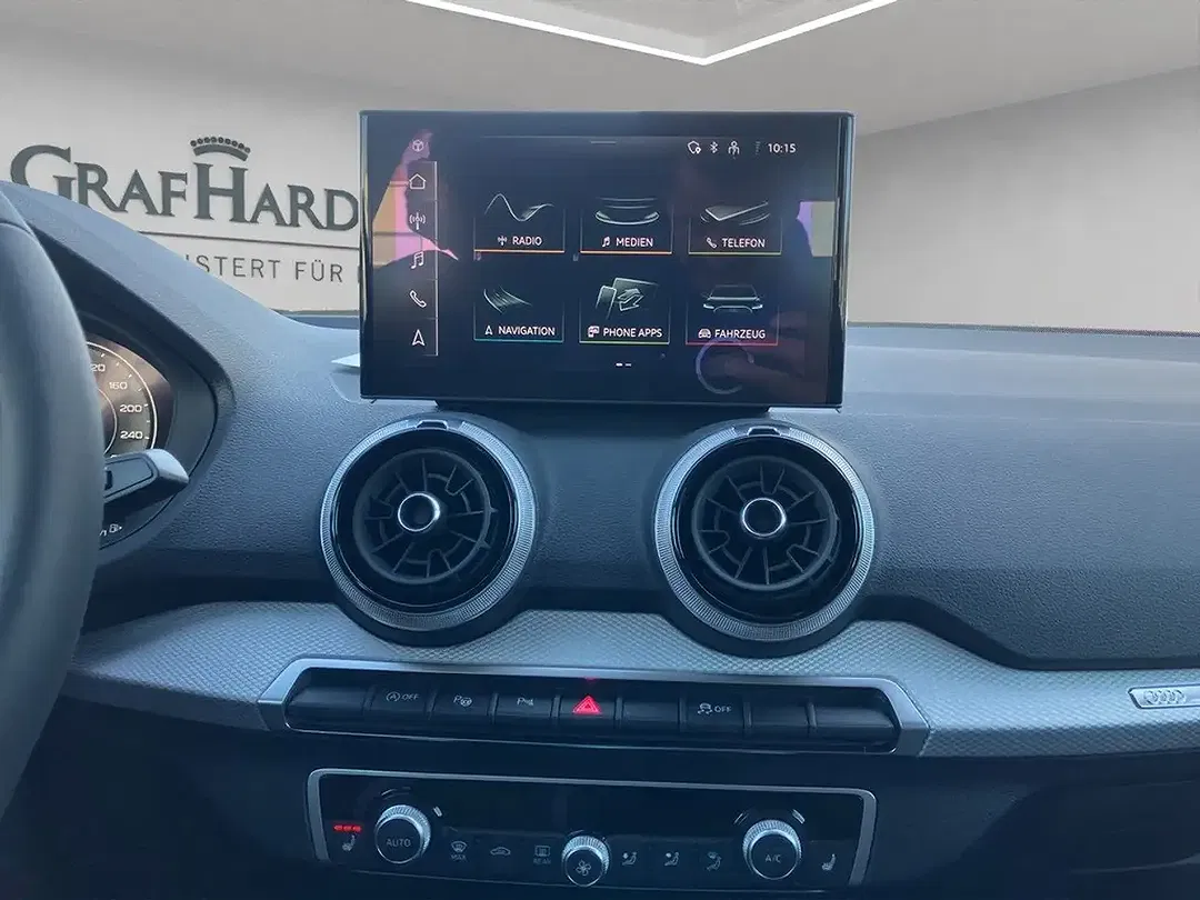 Audi Q2 - Thumbnail 15