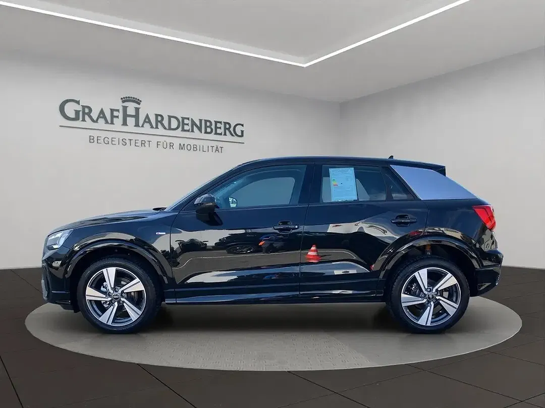 Audi Q2 - Thumbnail 2