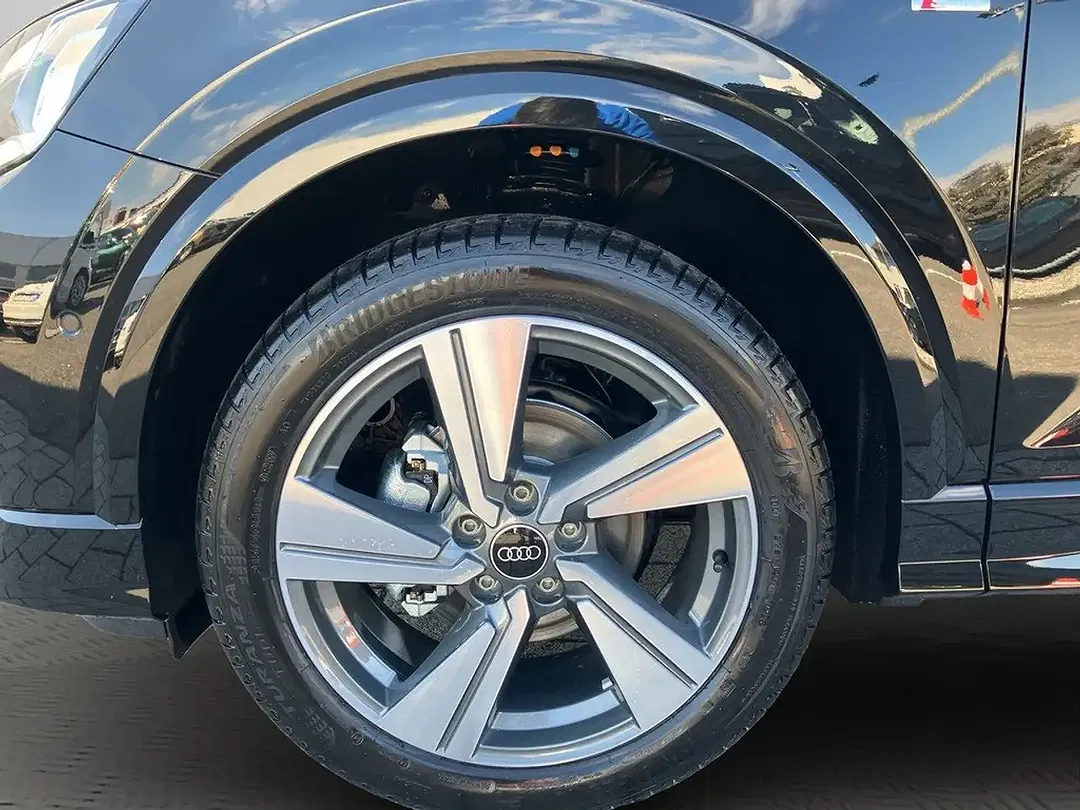Audi Q2 - Thumbnail 3