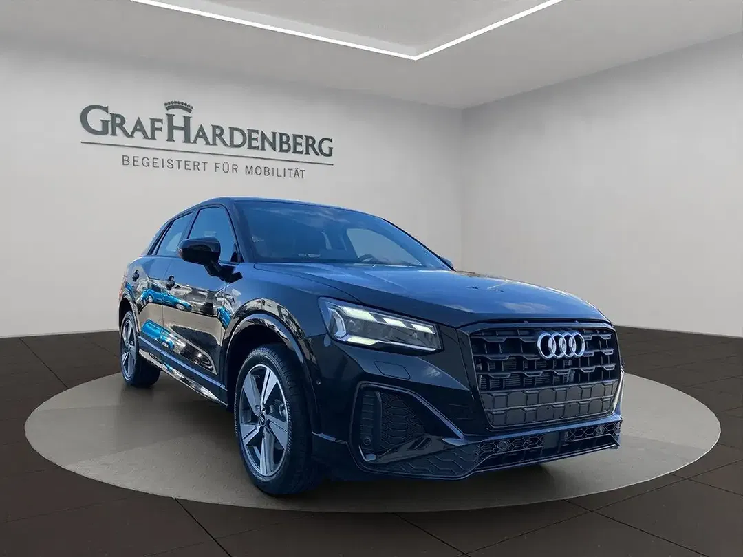 Audi Q2 - Thumbnail 8