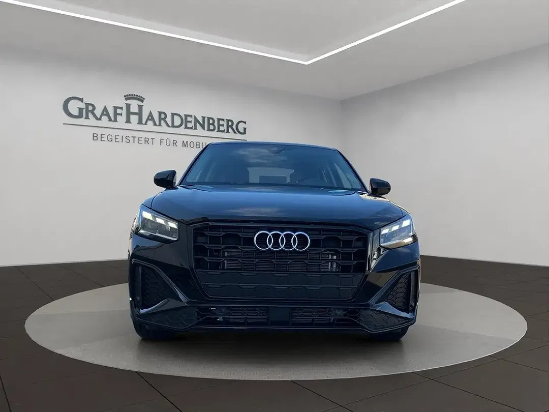 Audi Q2 - Thumbnail 9