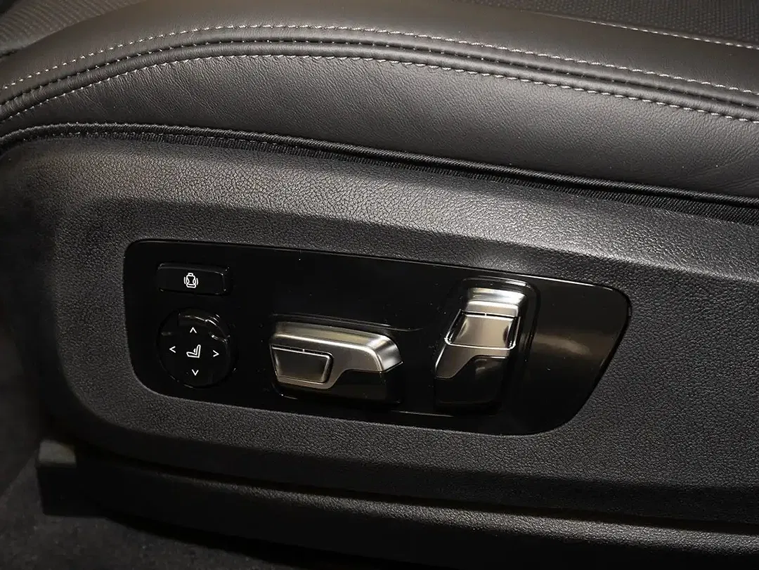 BMW X5 - Thumbnail 12