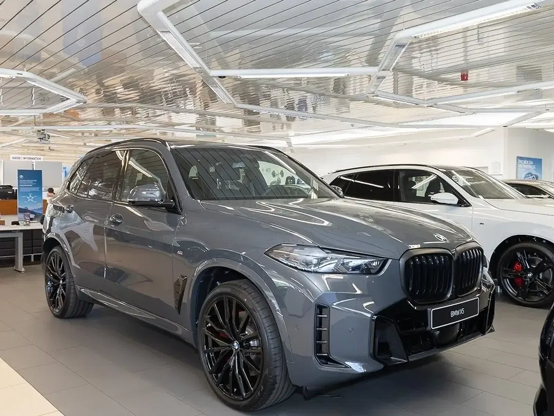 BMW X5 - Thumbnail 3