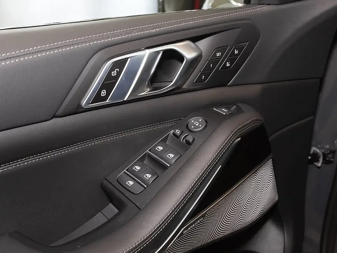 BMW X5 - Thumbnail 5