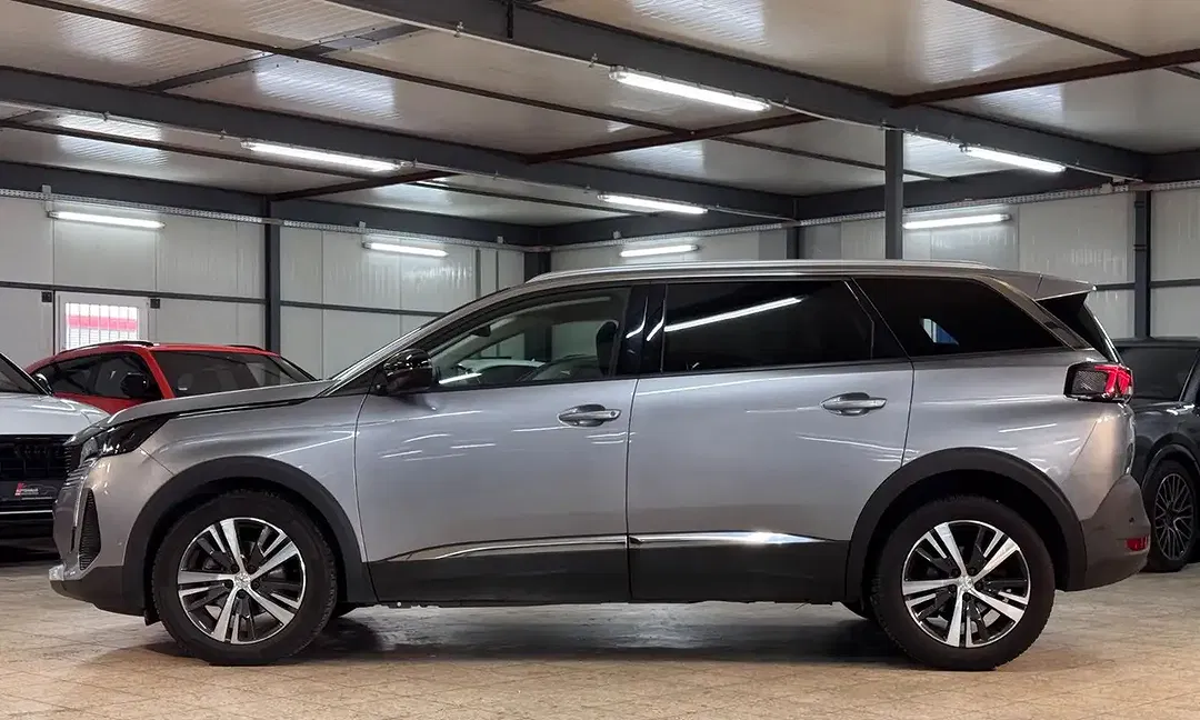 Peugeot 5008 - Thumbnail 4