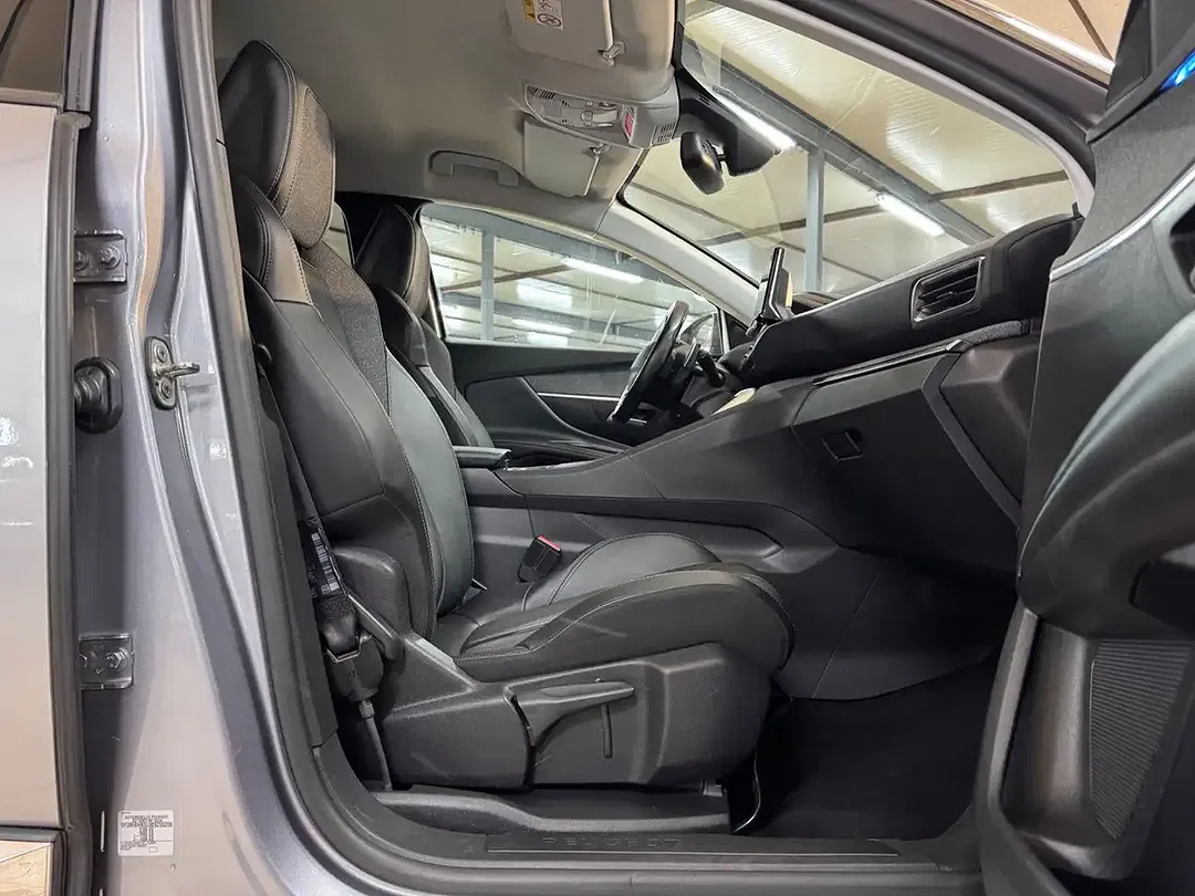 Peugeot 5008 - Thumbnail 7
