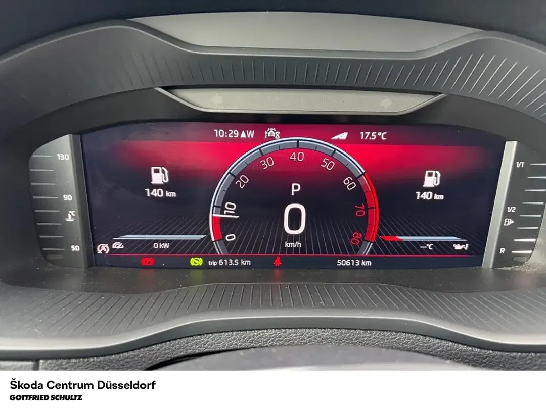 Skoda Karoq - Thumbnail 15