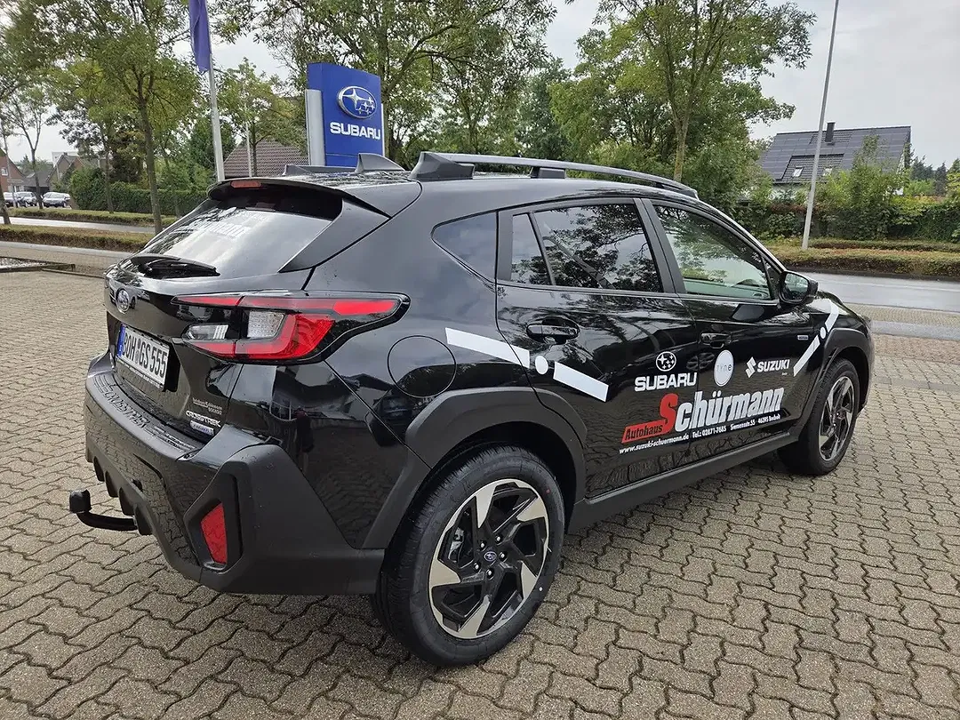Subaru Crosstrek - Thumbnail 4