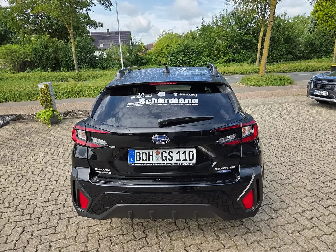 Subaru Crosstrek - Thumbnail 5