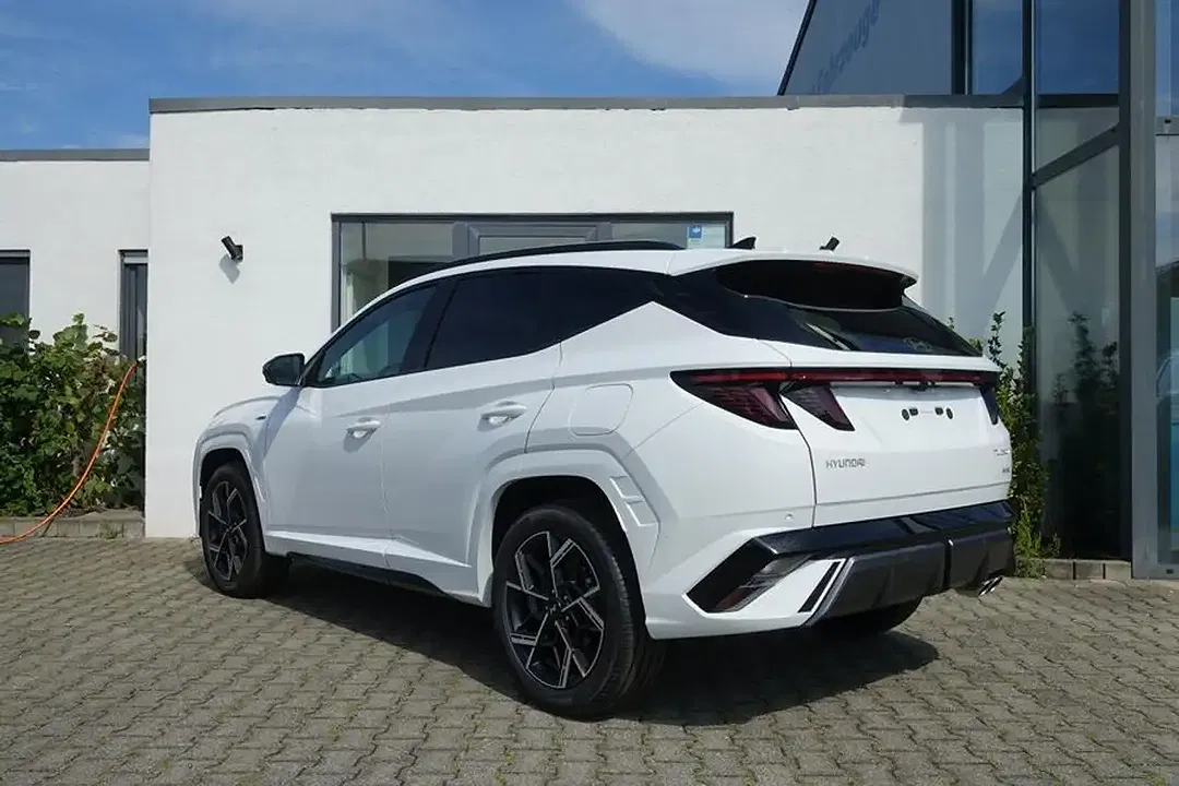 Hyundai TUCSON - Thumbnail 3