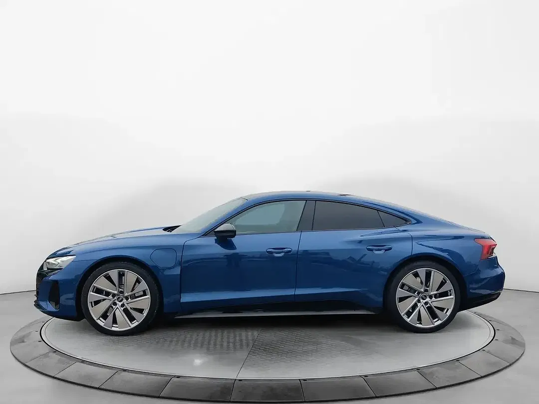 Audi RS e-tron GT - Thumbnail 6