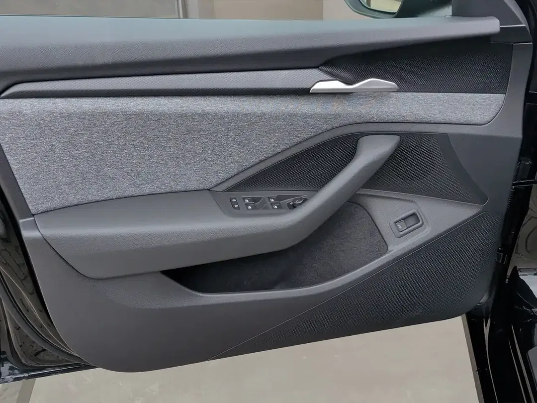 Skoda Superb - Thumbnail 10