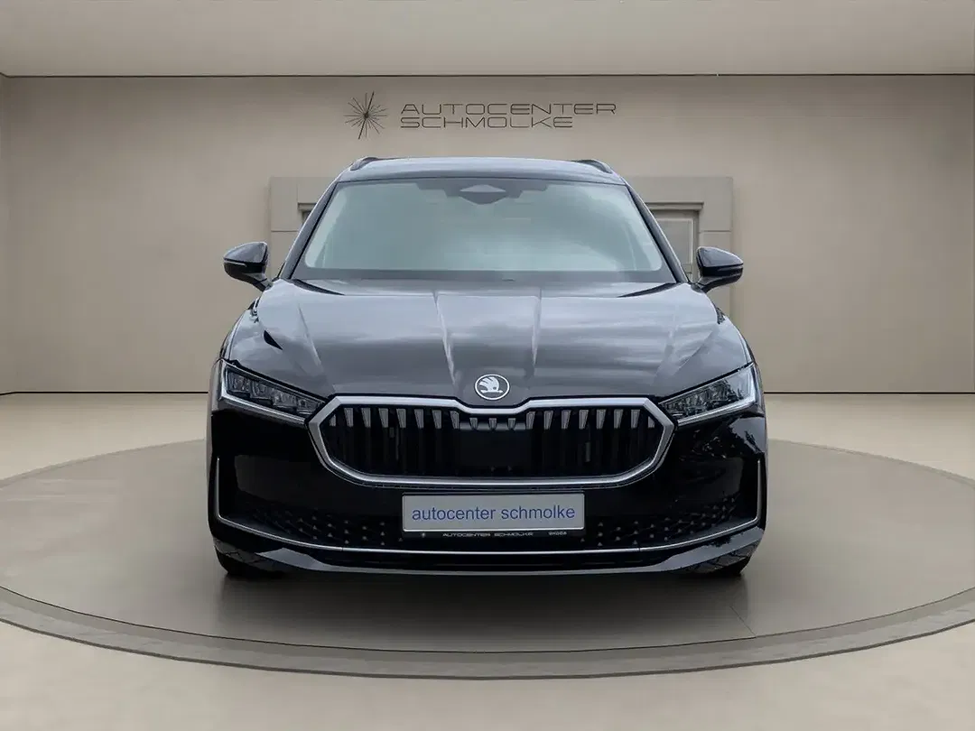 Skoda Superb - Thumbnail 1