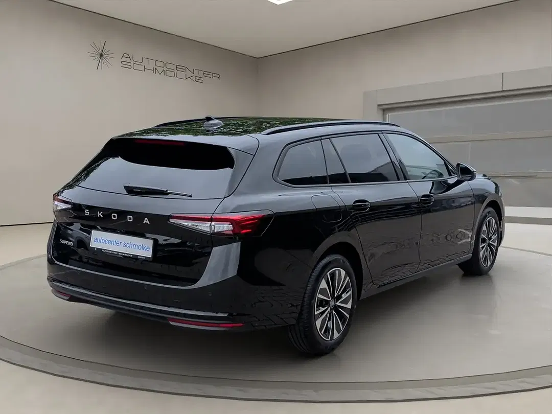 Skoda Superb - Thumbnail 5