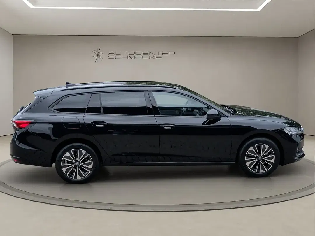Skoda Superb - Thumbnail 6