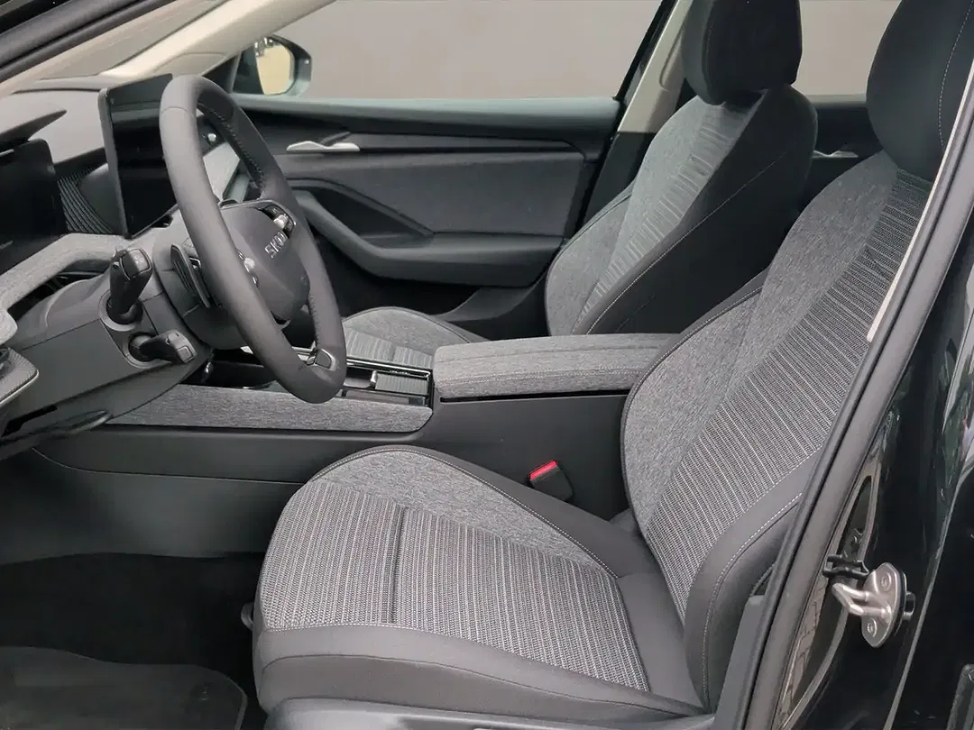 Skoda Superb - Thumbnail 8