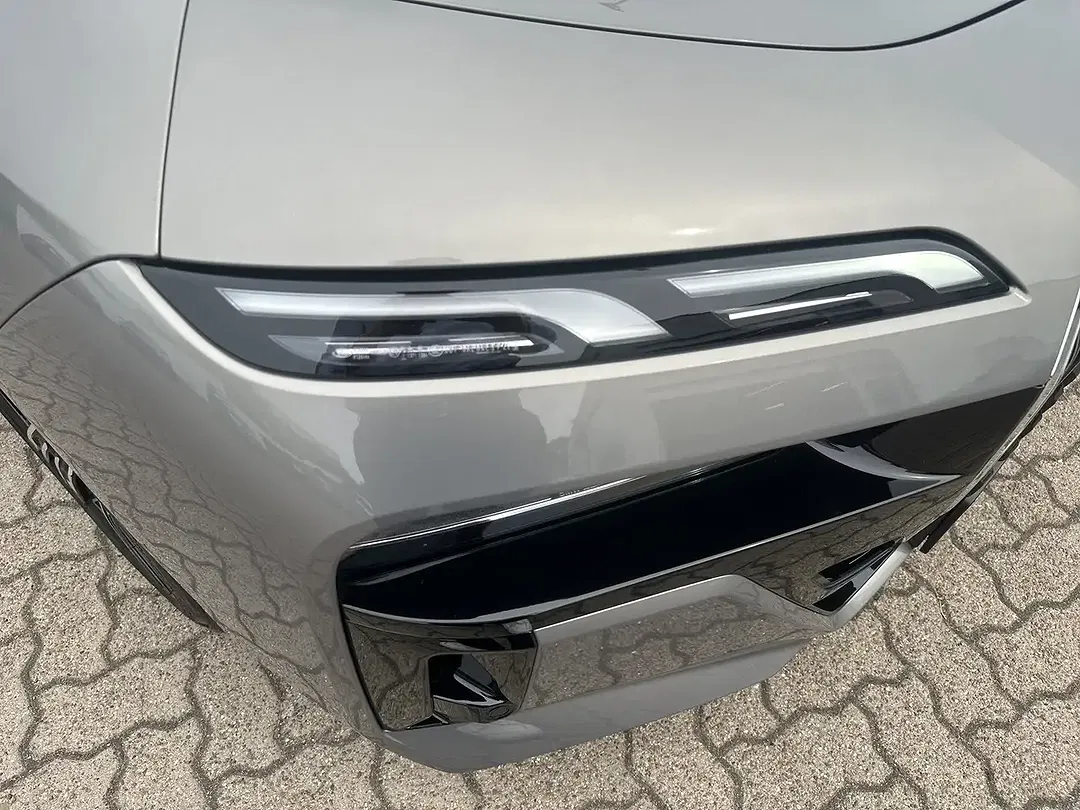 BMW 740 - Thumbnail 9