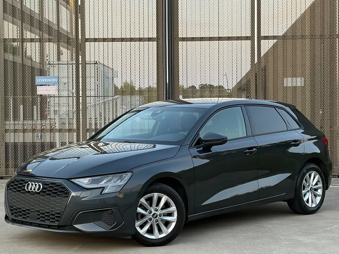 Audi A3 - Thumbnail 2