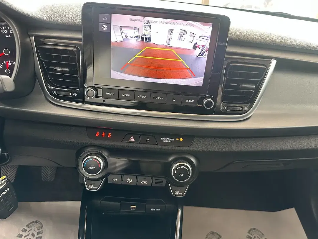 Kia Rio - Thumbnail 8