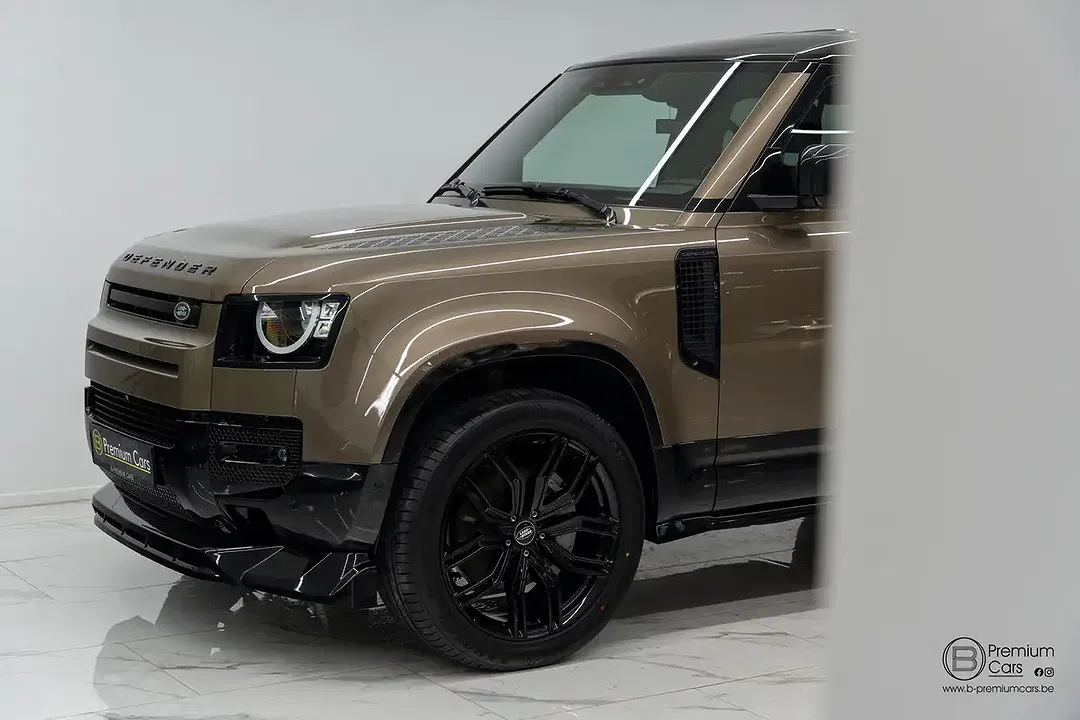 Land Rover Defender - Thumbnail 12